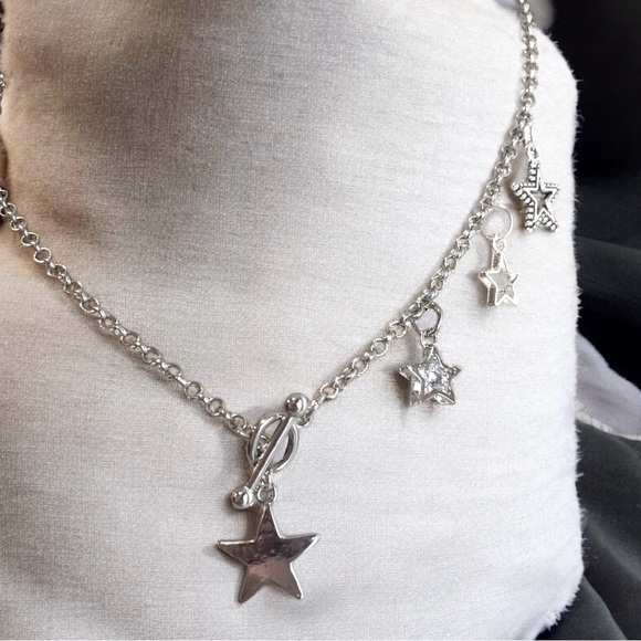 Chic Silver toned Star Necklace with cubic zirconia star toggle closure 16” - Picture 3 of 17